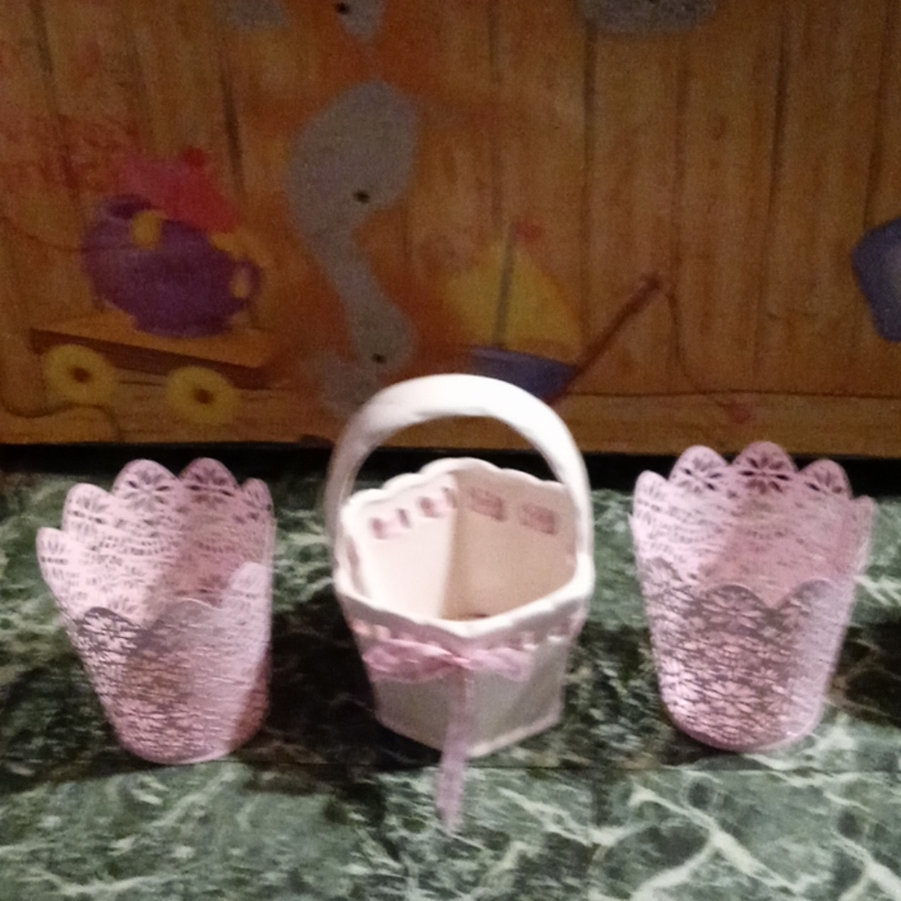 Decorative baskets